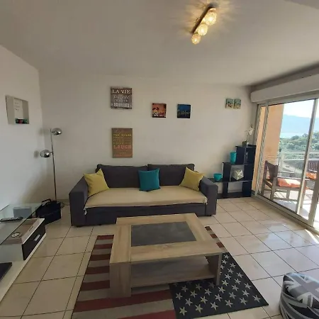 Zen Apartment *